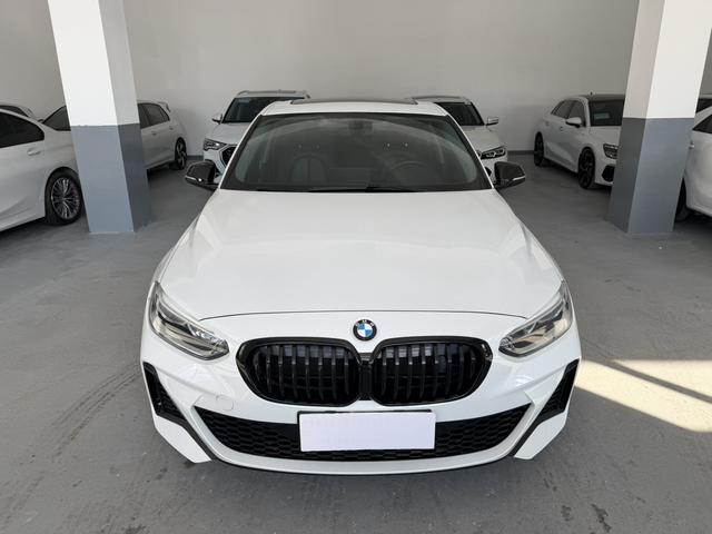BMW 1 Series 2021 Facelift 120i M Sport Night Black Edition – фото 2