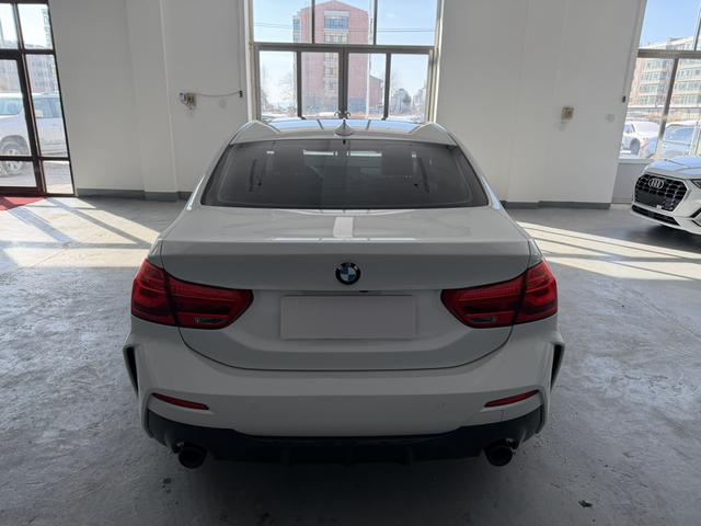 BMW 1 Series 2021 Facelift 120i M Sport Night Black Edition – фото 4