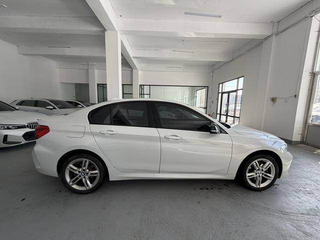 BMW 1 Series 2021 Facelift 120i M Sport Night Black Edition – фото 6