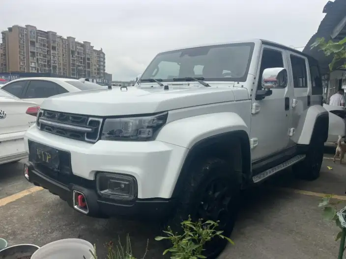 BAIC BJ40 2023 Model 2.0D Automatic 4WD Blade Hero Edition Warrior Model