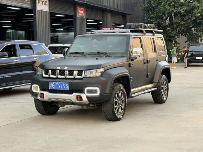 BAIC BJ40 2020 Model 2.0T Automatic 4WD City Hunter Edition Warrior Model