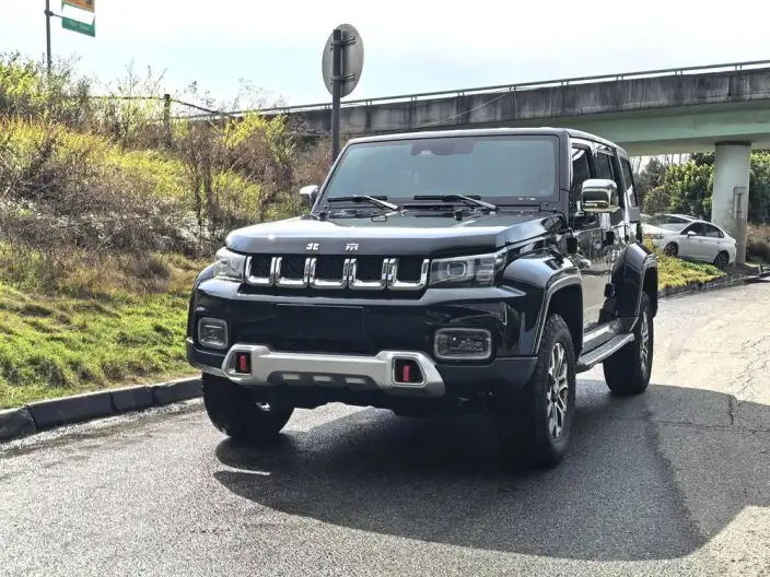 BAIC BJ40 2023 Model 2.0T Automatic 4WD City Hunter Edition Warrior Model