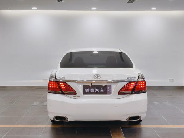 Toyota Crown 2012 2.5L Royal Leather – фото 4
