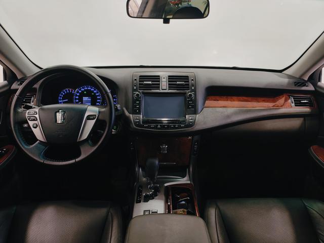 Toyota Crown 2012 2.5L Royal Leather – фото 6