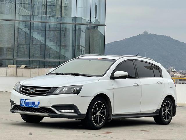 Geely Emgrand 2016 модификация лян кузов RS 1.5L CVT Up Edition – фото 1