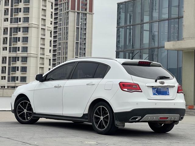 Geely Emgrand 2016 модификация лян кузов RS 1.5L CVT Up Edition – фото 5