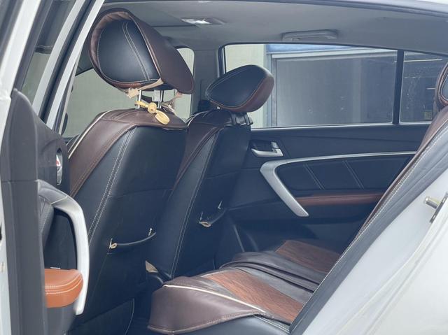 Geely Emgrand 2016 модификация лян кузов RS 1.5L CVT Up Edition – фото 6