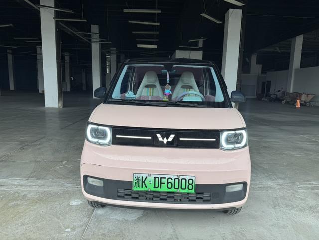 Wuling Hongguang MINIEV 2022 Macaron Premium LFP – фото 2