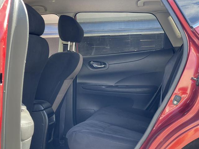 Nissan Tiida 2013 1.6L CVT Cool Café – фото 8