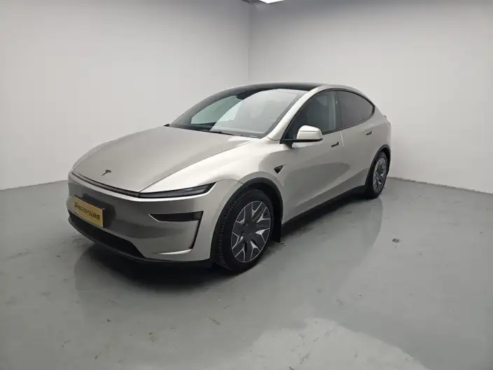 Model Y L 2026 Model Standard Edition