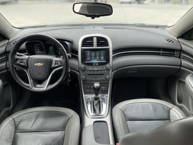 Chevrolet Malibu 2014 2.0L Auto Luxury – фото 7