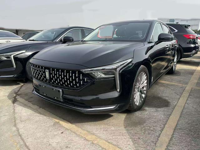 Bestune B70 2023 Third Gen 1.5T Automatic Enjoy 70th Anniversary Edition – фото 1