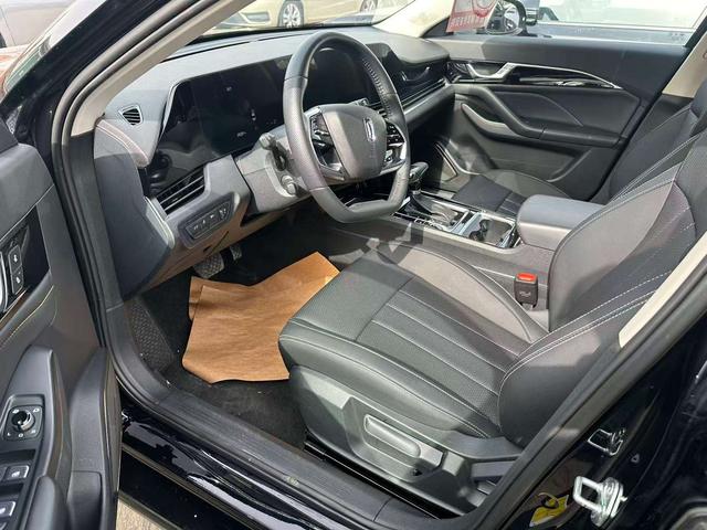 Bestune B70 2023 Third Gen 1.5T Automatic Enjoy 70th Anniversary Edition – фото 4