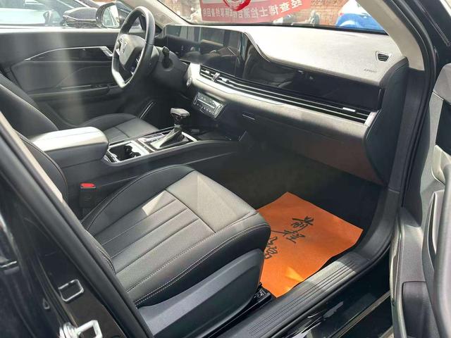 Bestune B70 2023 Third Gen 1.5T Automatic Enjoy 70th Anniversary Edition – фото 9