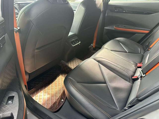 Changan UNI-V 2022 1.5T Sport – фото 7