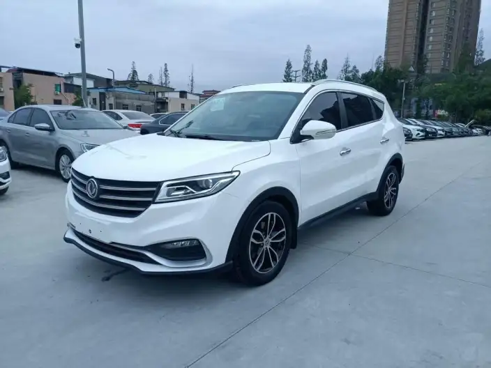 Dongfeng Fengguang 580 2020 Model 1.5T CVT Luxury Model