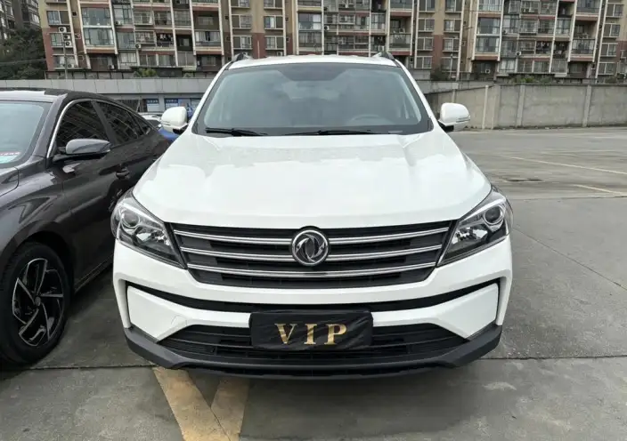 Fengguang S560 2021 Model Facelift 1.5T CVT Elite Model 7 seat