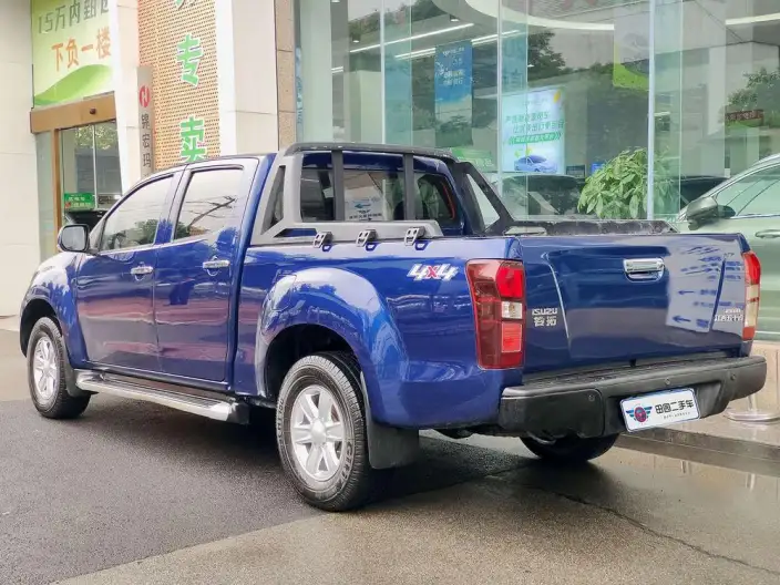 Lingtuo 2020 Model 2.5T 4WD Automatic Ultimate Edition China VI Extended Edition JE4D25Q6A