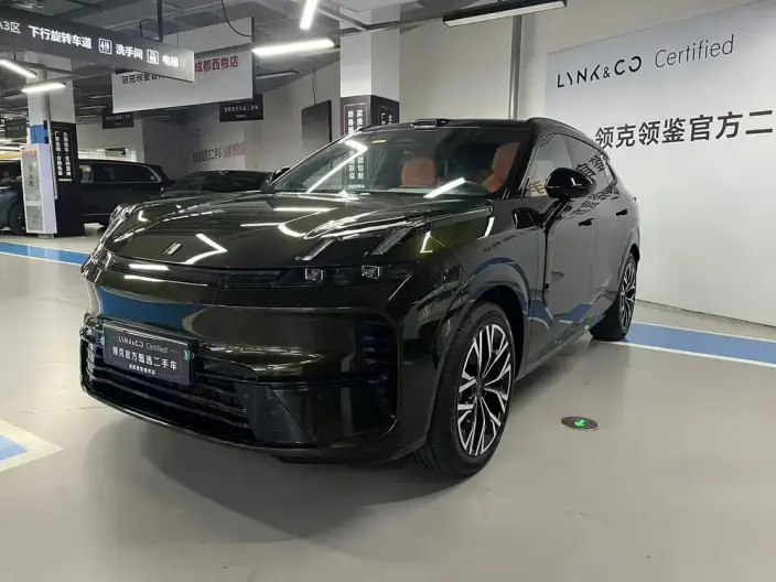 Lynk & Co 08 EM-P 2026 Model 210 4WD Performance Ultra H7