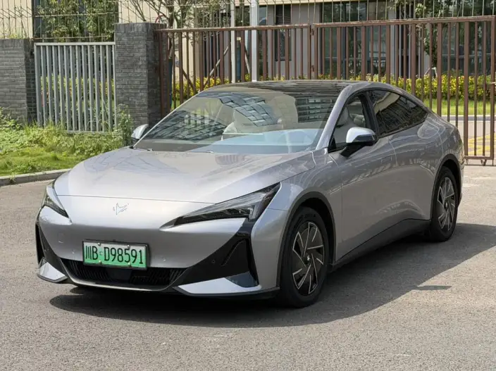 Arcfox α-S 5 2024 Model 560PRO 185kW