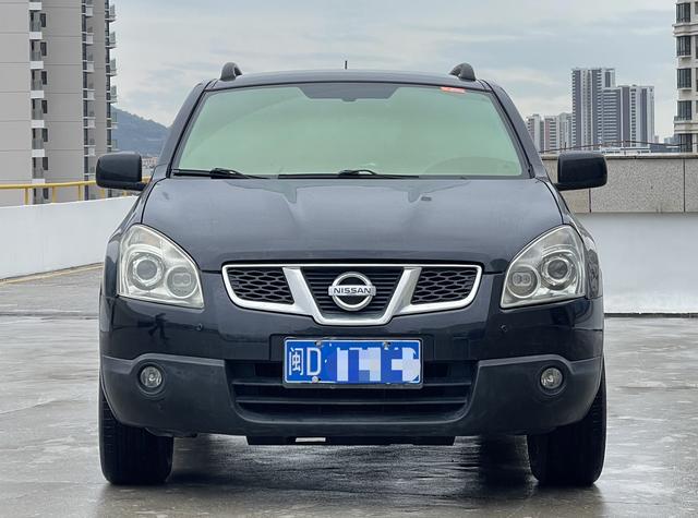 Nissan Qashqai 2012 2.0XL Fire CVT FWD – фото 2