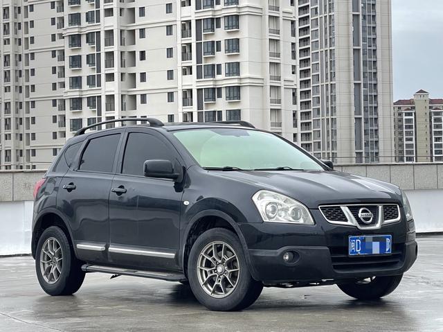Nissan Qashqai 2012 2.0XL Fire CVT FWD – фото 3