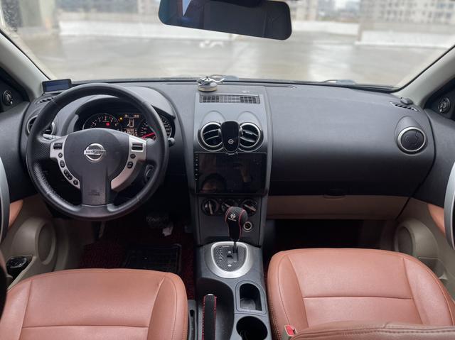 Nissan Qashqai 2012 2.0XL Fire CVT FWD – фото 7