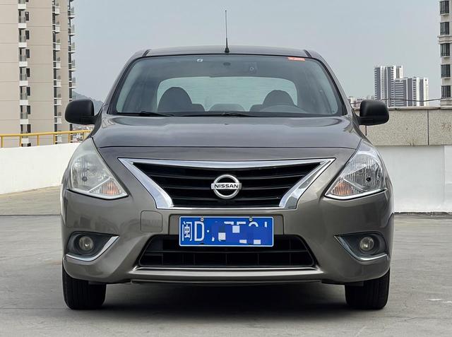 Nissan Sunny 2016 1.5XE CVT Leading – фото 3