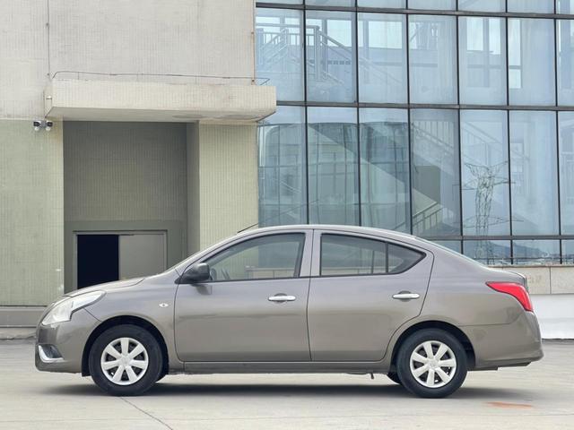Nissan Sunny 2016 1.5XE CVT Leading – фото 4