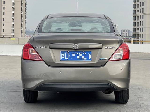 Nissan Sunny 2016 1.5XE CVT Leading – фото 6
