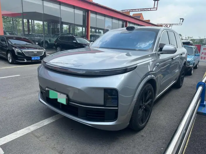 Li Auto L8 2023 Model Max Edition