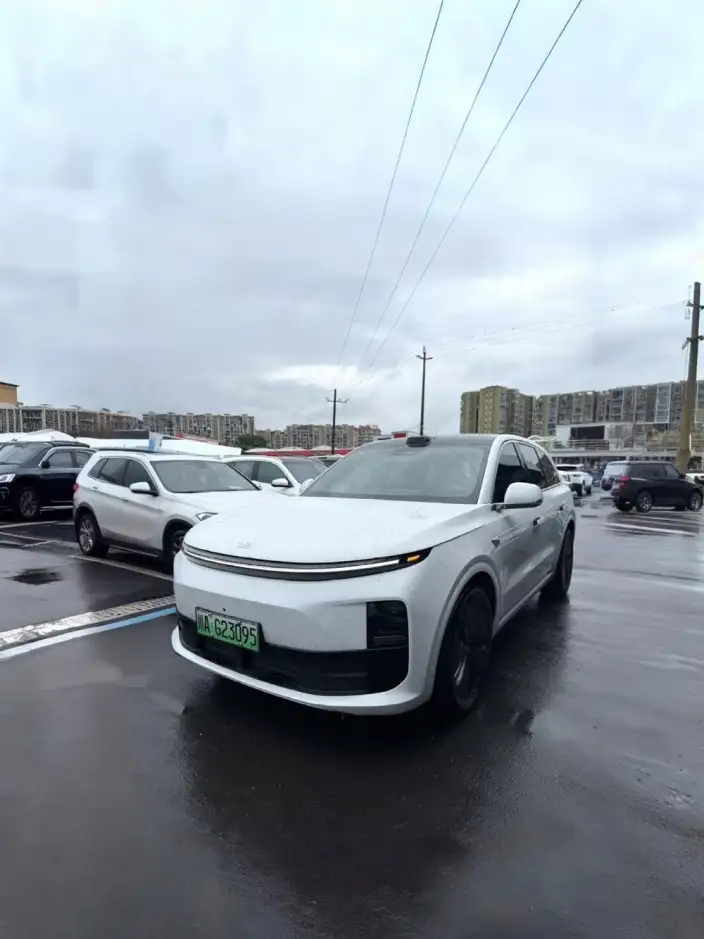 Li Auto L6 2024 Model Max Edition