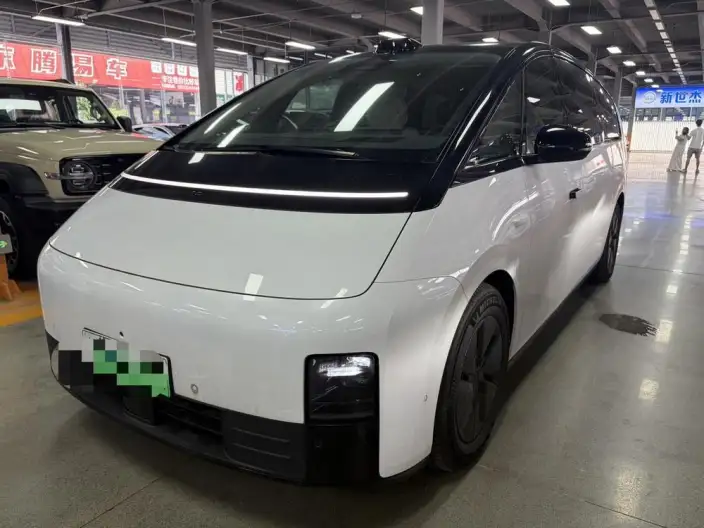 Li Auto MEGA 2024 Model Ultra Edition