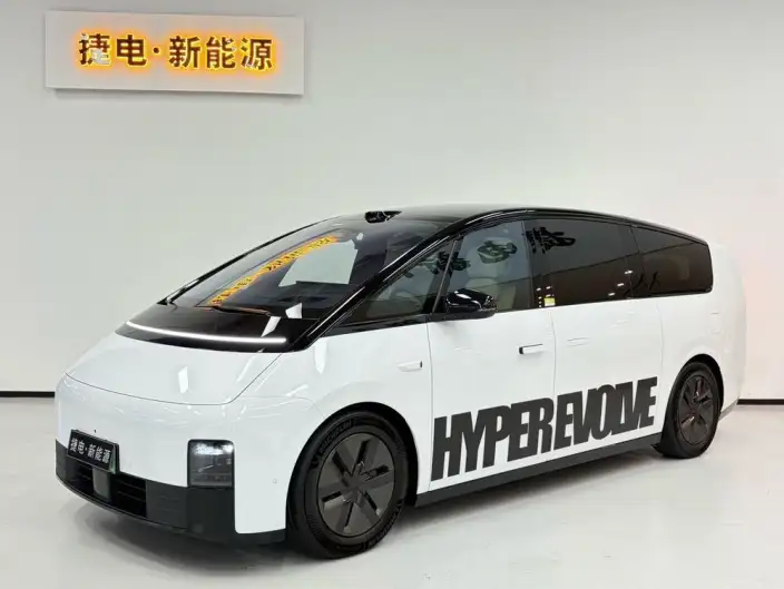 Li Auto MEGA 2025 Model Home Family Special Edition