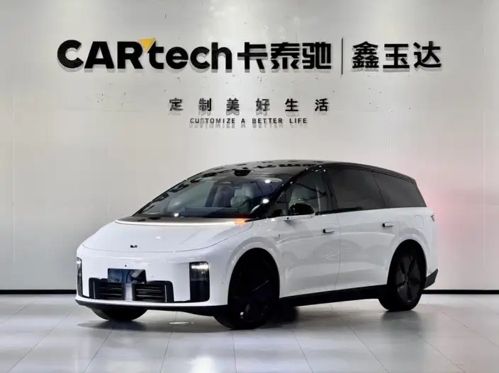 Li Auto i8 2025 Model Standard Edition