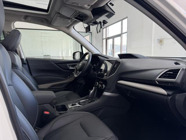 Subaru Forester 2022 2.0i AWD Luxury EyeSight – фото 12