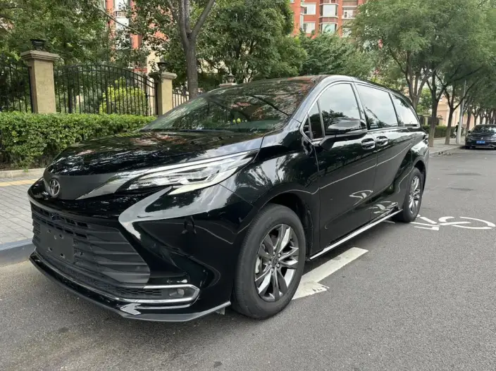 Toyota Sienna 2026 Model Hybrid 2.5L Comfort Edition