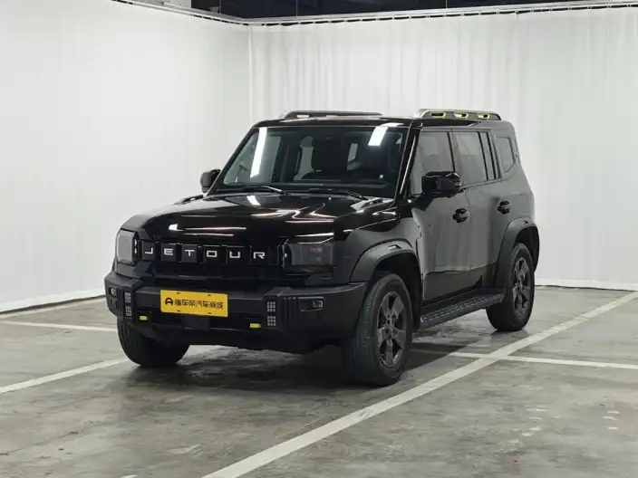 Jetour Traveler 2023 Model 1.5TD 2WD Land Rover Discovery PRO