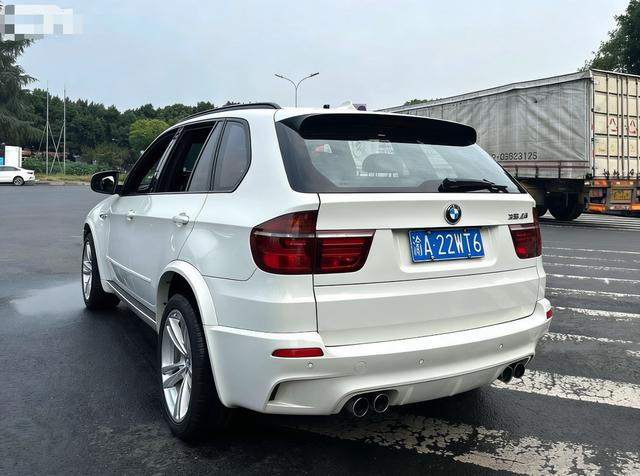 BMW X5 M 2013 модификация X5 M – фото 8