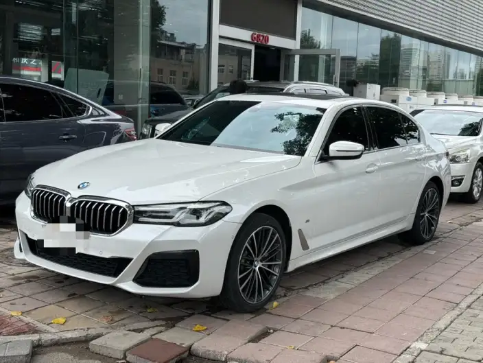 BMW 5 Series 2023 Model Facelift 530Li Leading Model M Sports Set