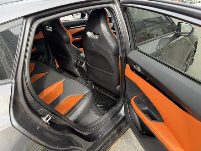 Changan UNI-V 2023 1.5T Sport – фото 12