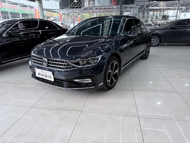 Volkswagen Magotan 2023 2 Million Vehicle Commemorative Edition 330TSI DSG Leader – фото 1