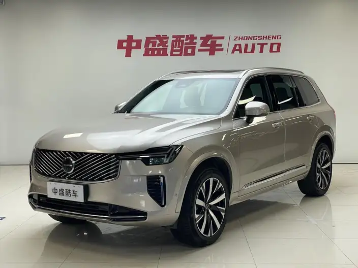 Volvo XC90 2025 Model Facelift B6 Smart Range Deluxe Edition 6 seat