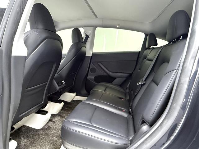 Tesla Model Y 2024 RWD – фото 5