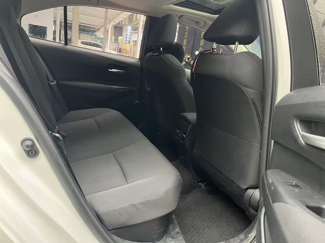 Toyota Corolla 2021 Hybrid 1.8L E-CVT Elite – фото 12