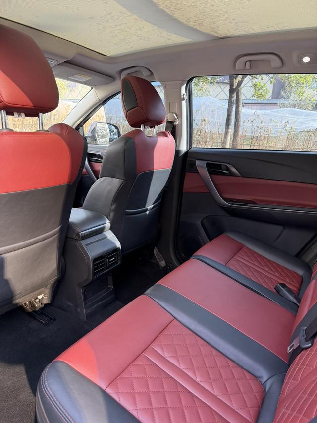 Forthing T5 Модель 2020 года 1.5T Automatic Luxury Country VI – фото 3