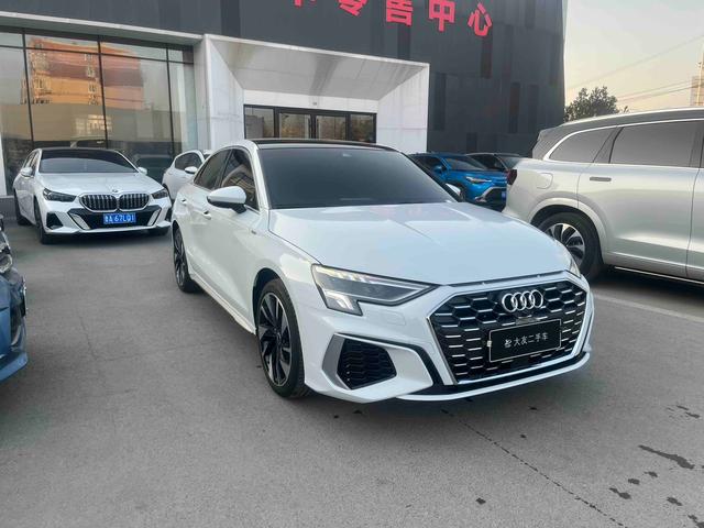 Audi A3 2024 A3L Limousine 35 TFSI Enterprising Elegance – фото 2