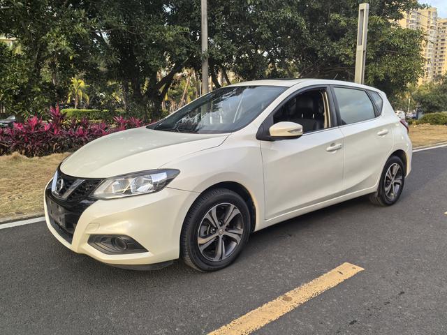 Nissan Tiida 2016 1.6L CVT Cool Move – фото 1