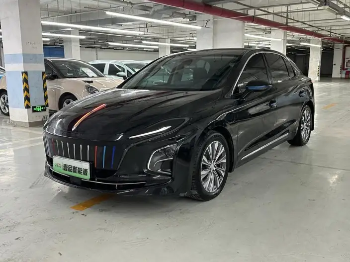 Hongqi E-QM5 2023 Model 560KM PLUS Edition 140kW