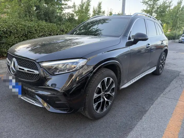 Mercedes-Benz GLC 2023 Model Facelift GLC 260 L 4MATIC Dynamic Model 5 seat